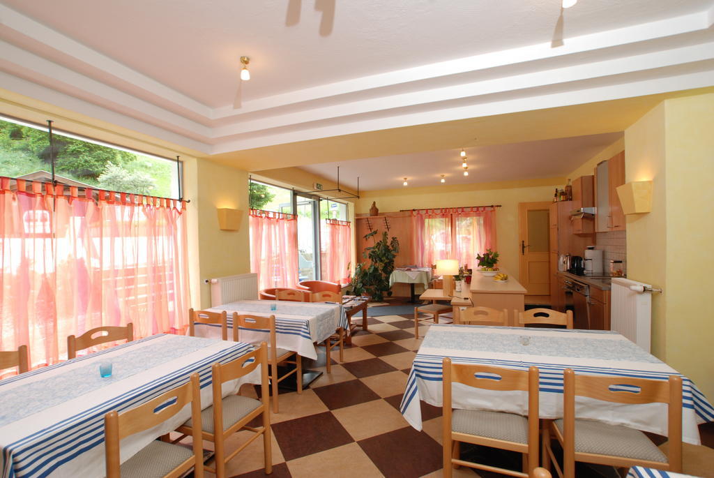 Landhaus Alpenrose - Feriendomizile Pichler Heiligenblut Cameră foto
